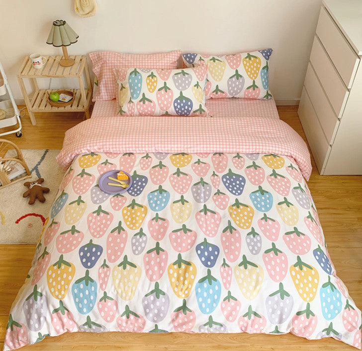 Fashion Strawberry Bedding Set JK2286