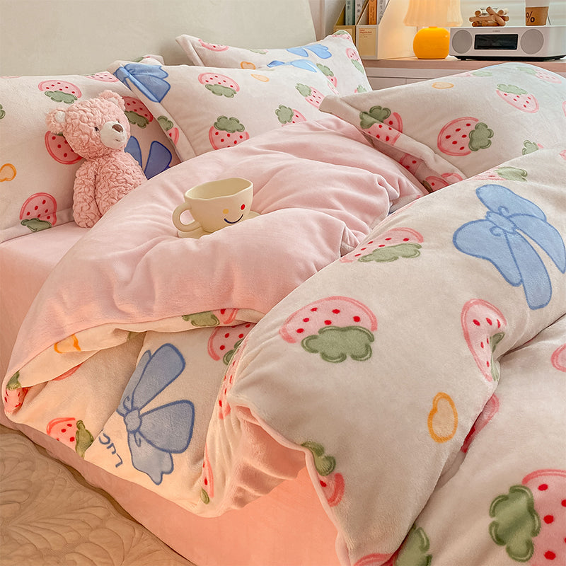 Soft Strawberry Bedding Set PN5604