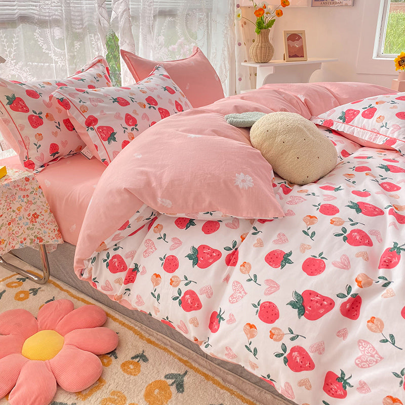 Sweet Strawberry Bedding Set JK2923