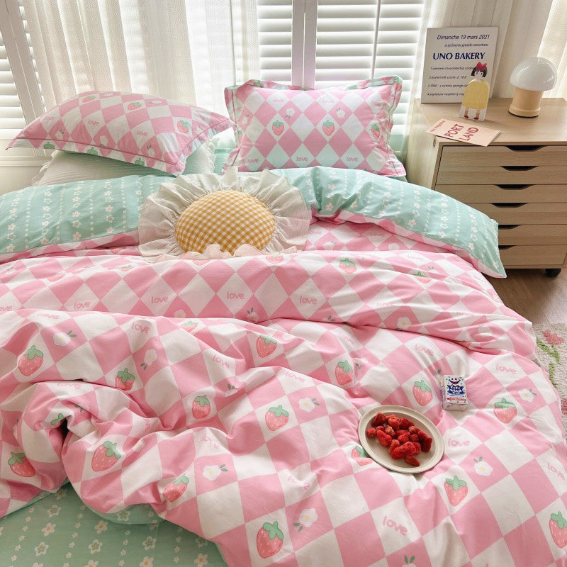 Strawberry Flowers Bedding Set PN5039