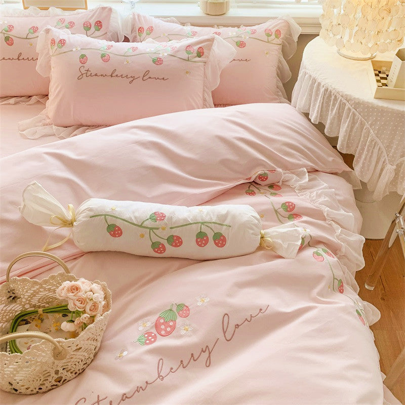 Fashion Strawberry Bedding Set PN5295