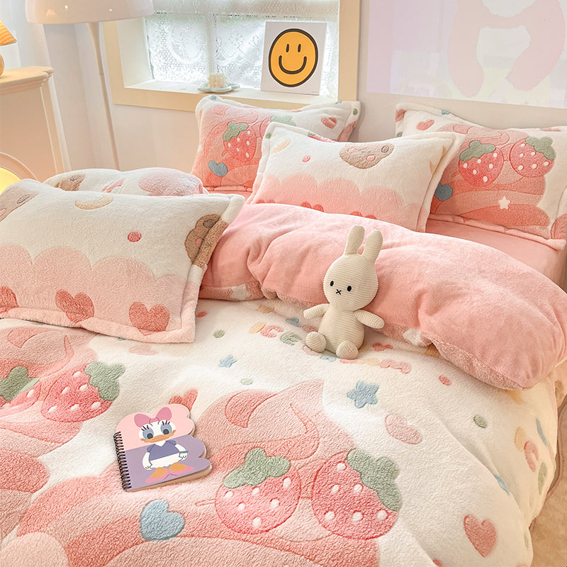 Soft Strawberry Bedding Set PN5199