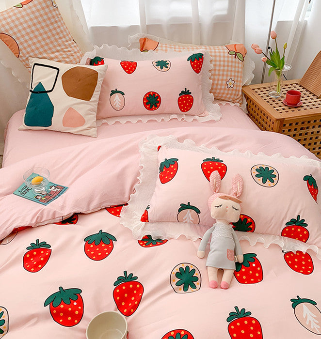 Sweet Strawberry Bedding Set JK2475