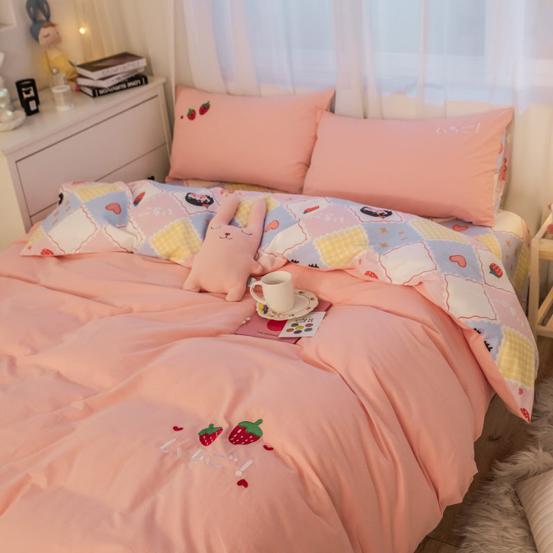 Kawaii Strawberry Bedding Set JK2478